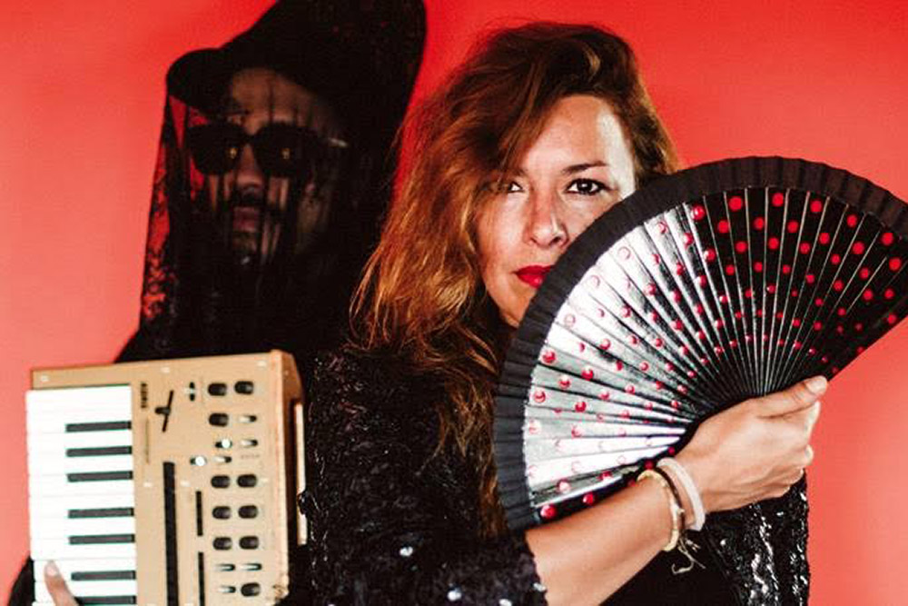 Putochinomaricón, Ed Is Dead i Peinetta by Meneo